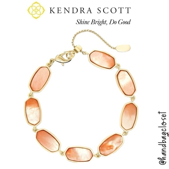 Kendra Scott Millie Gold Link Bracelet in Apricot Peach Mother of Pearl Bracelet - Picture 1 of 7